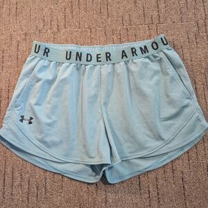 Under Armour Women's Light Blue Shorts Size M